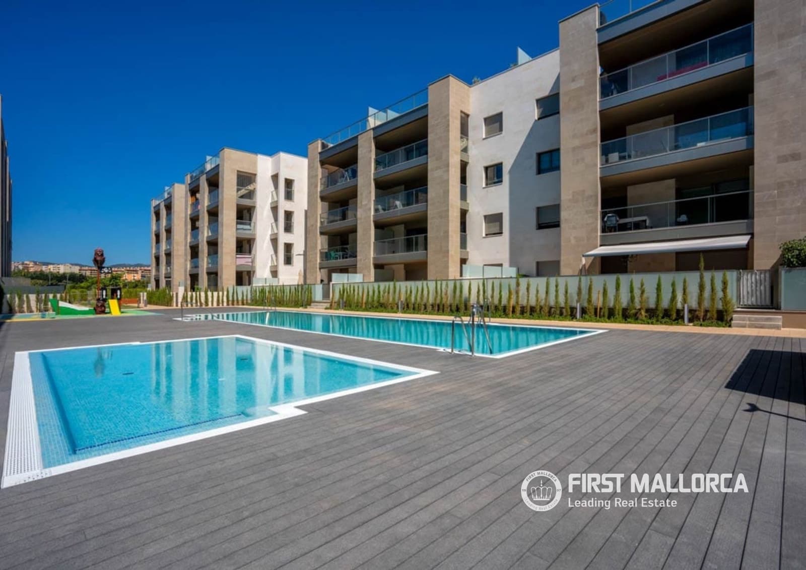 4 sovrum Lägenhet att hyra i Palma de Mallorca med garage - 3 600 € (Ref: 9720939)