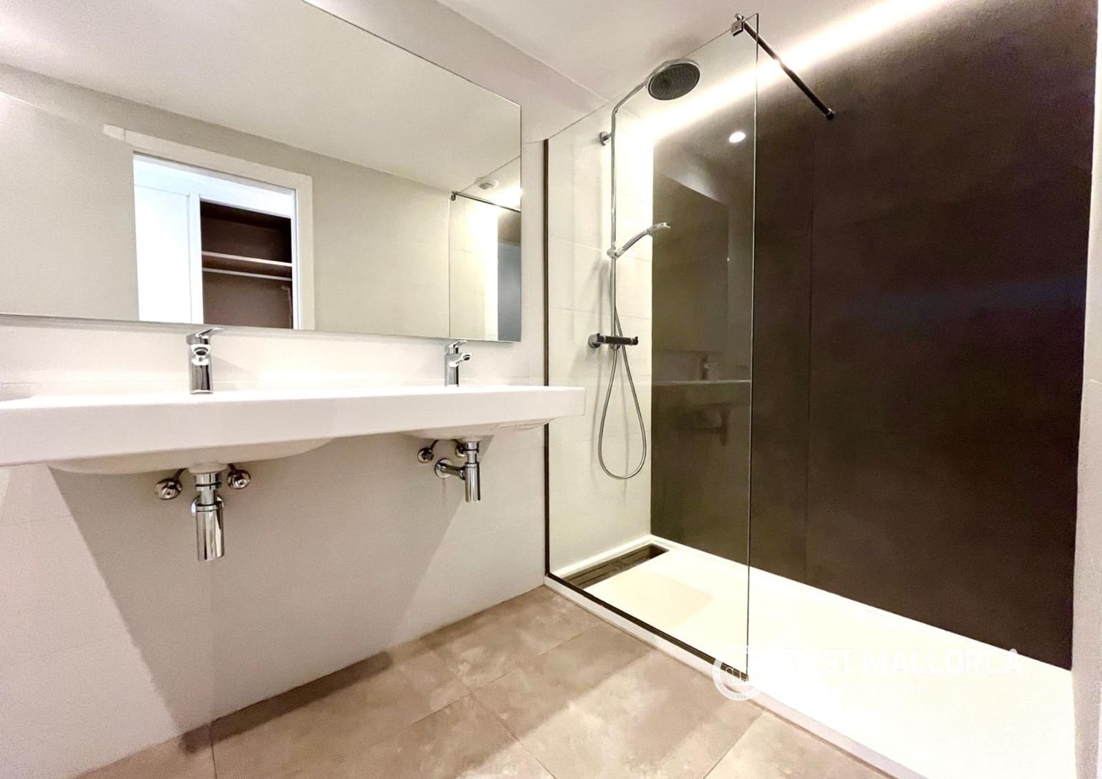 4 sovrum Lägenhet att hyra i Palma de Mallorca med garage - 3 600 € (Ref: 9720939)