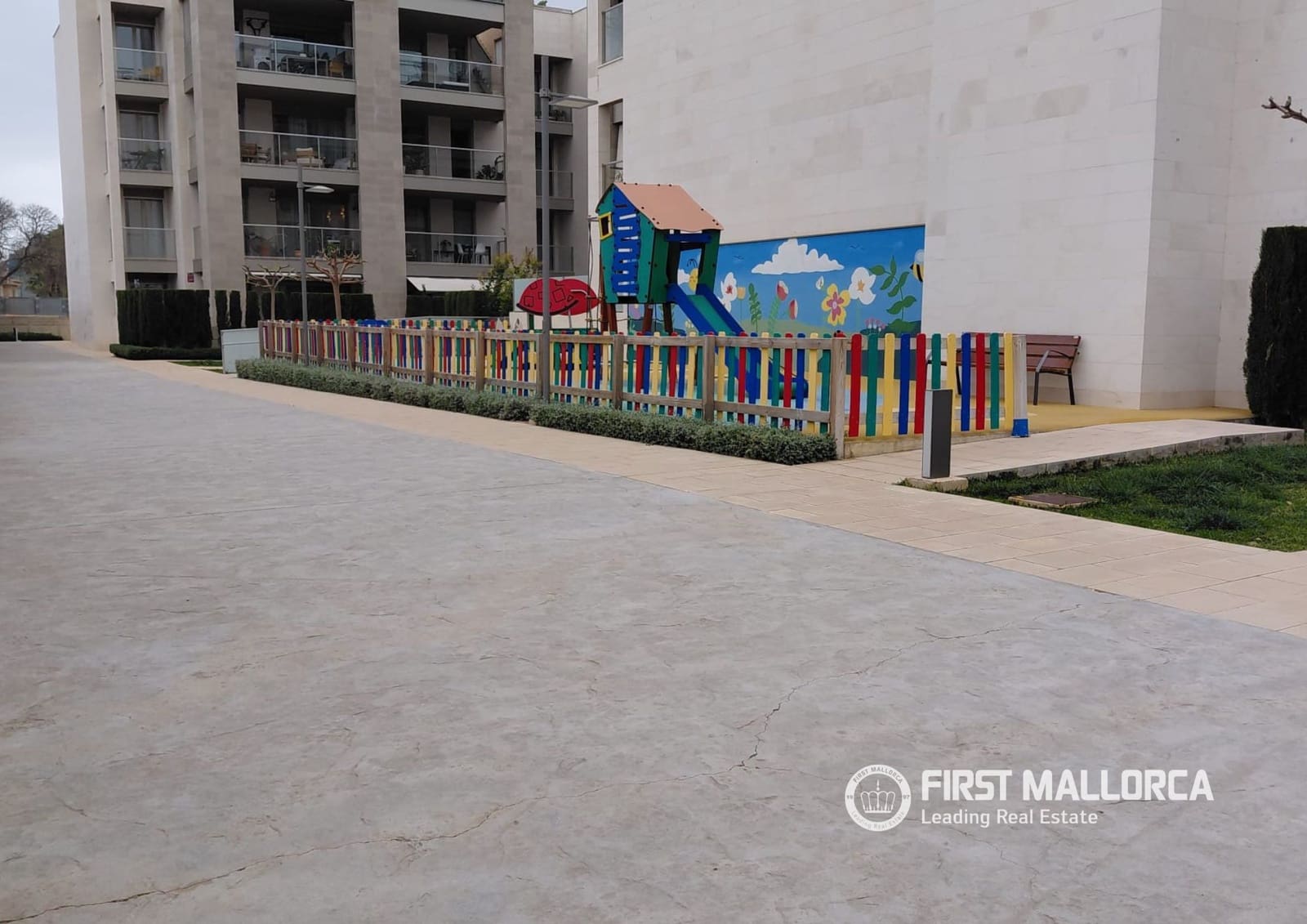 4 sovrum Lägenhet att hyra i Palma de Mallorca med garage - 3 600 € (Ref: 9720939)