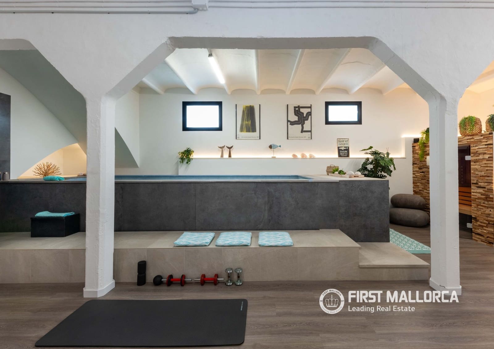 4 bedroom Townhouse for sale in Palma de Mallorca with pool garage - € 2,290,000 (Ref: 9720941)