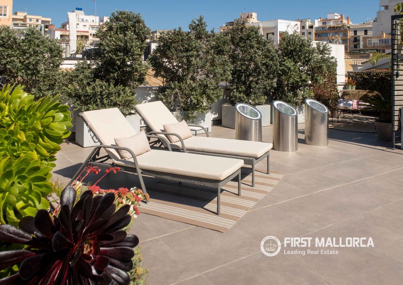 4 bedroom Townhouse for sale in Palma de Mallorca with pool garage - € 2,290,000 (Ref: 9720941)