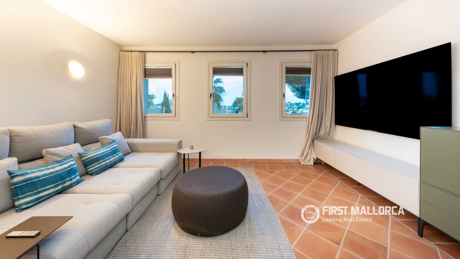 3 soverom Villa til salgs i Santa Ponsa med svømmebasseng garasje - € 2 550 000 (Ref: 9720943)