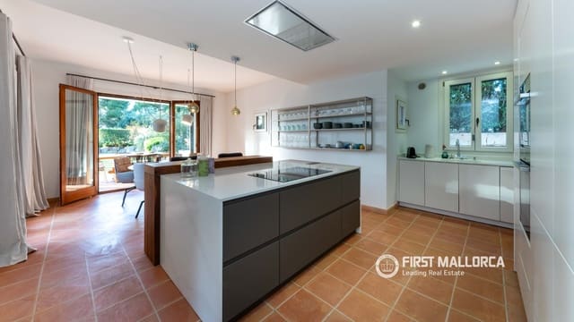 3 soveværelse Villa til salg i Santa Ponsa, Calvià med swimmingpool garage - € 2.550.000 (Ref: 9720943)