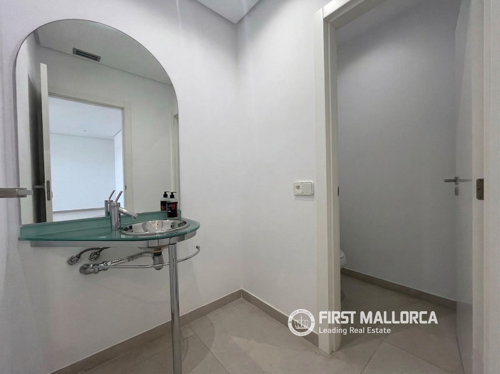 Ático de 3 habitaciones en Cala Vinyes / Cala Vinyas / Cala Viñas en alquiler con piscina garaje - 5.000 € (Ref: 9733954)