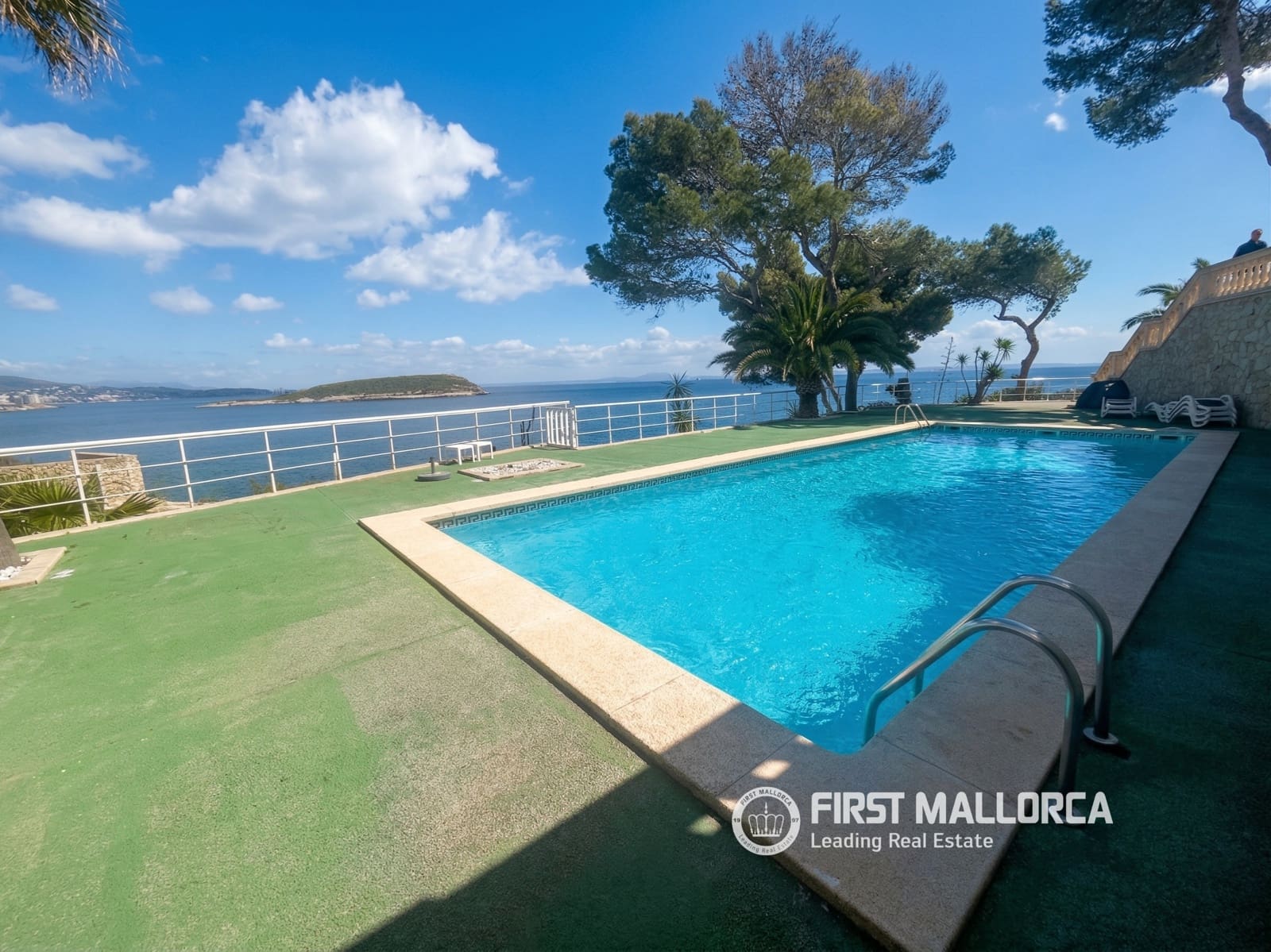 Ático de 3 habitaciones en Cala Vinyes / Cala Vinyas / Cala Viñas en alquiler con piscina garaje - 5.000 € (Ref: 9733954)