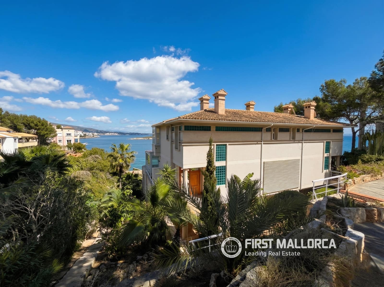 Ático de 3 habitaciones en Cala Vinyes / Cala Vinyas / Cala Viñas en alquiler con piscina garaje - 5.000 € (Ref: 9733954)