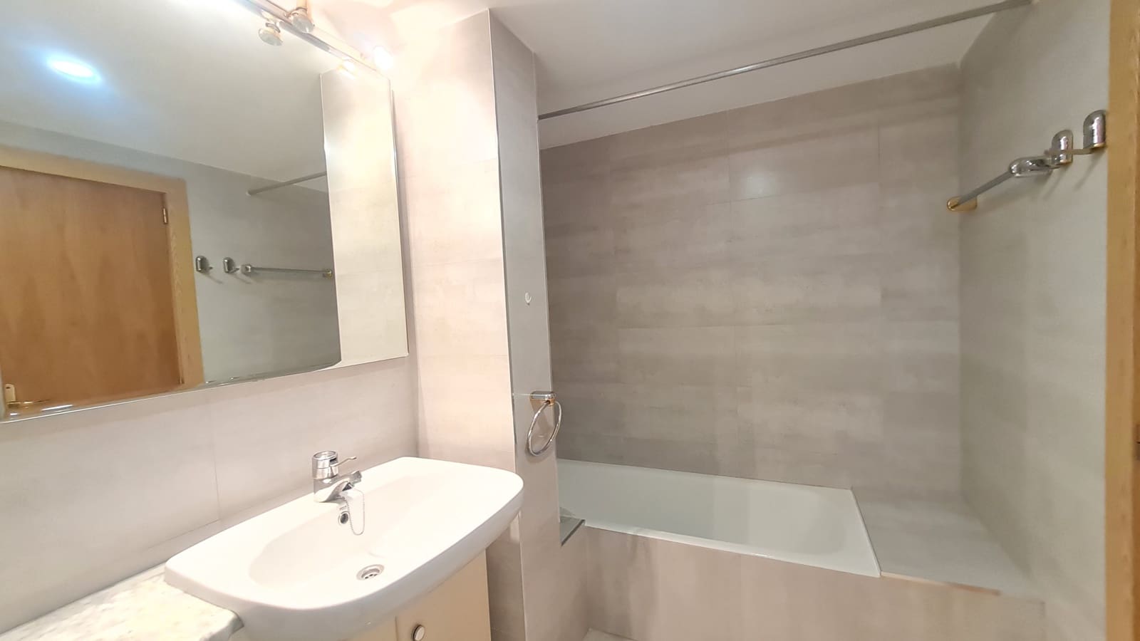 5 bedroom Penthouse for sale in Palma de Mallorca with garage - € 1,260,000 (Ref: 9733956)