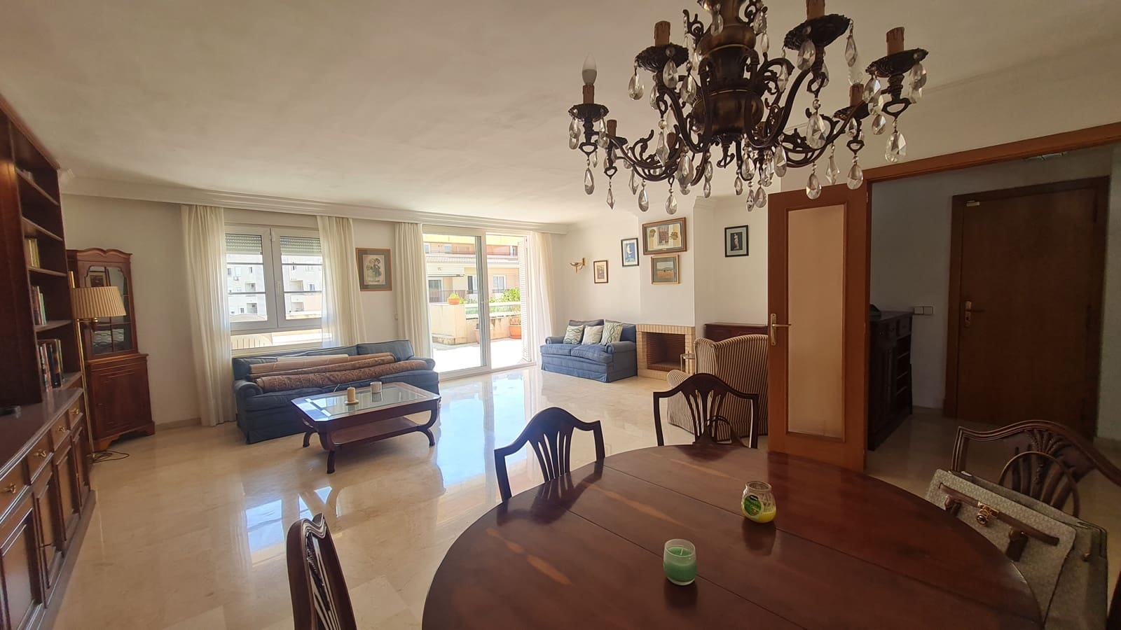 5 bedroom Penthouse for sale in Palma de Mallorca with garage - € 1,260,000 (Ref: 9733956)