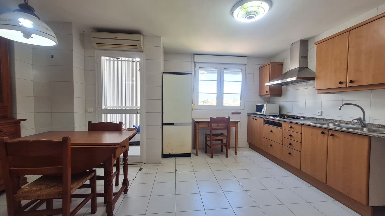 5 bedroom Penthouse for sale in Palma de Mallorca with garage - € 1,260,000 (Ref: 9733956)