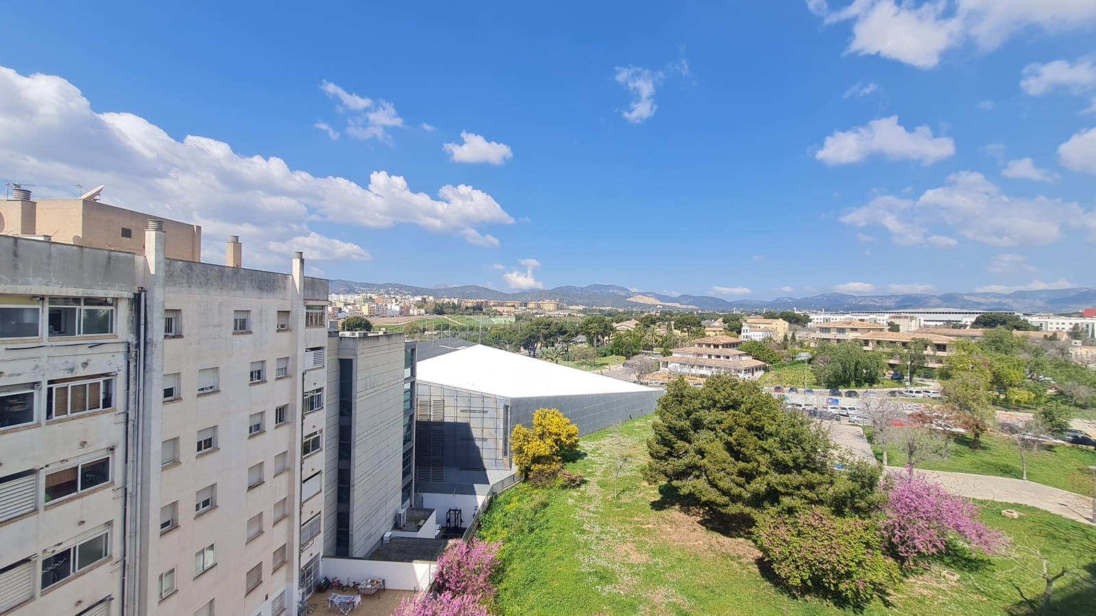 5 bedroom Penthouse for sale in Palma de Mallorca with garage - € 1,260,000 (Ref: 9733956)