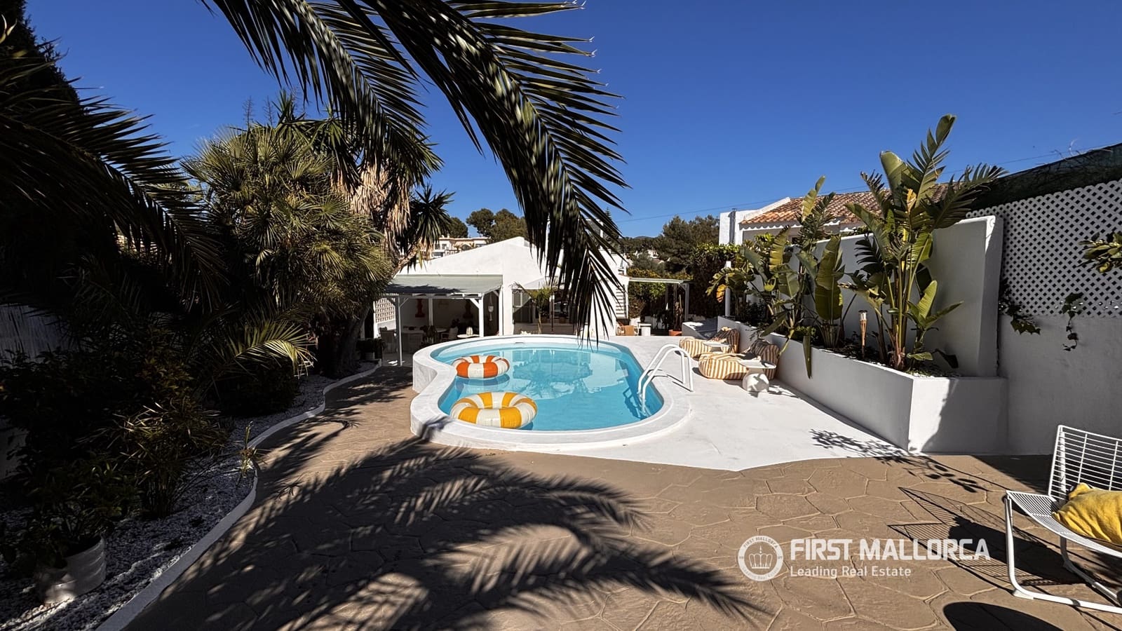 4 bedroom Villa for sale in Costa de la Calma with pool - € 1,300,000 (Ref: 9733957)
