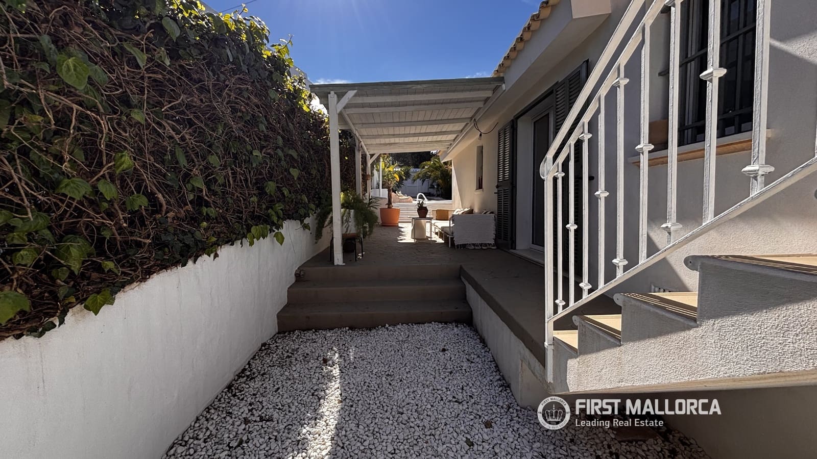 4 bedroom Villa for sale in Costa de la Calma with pool - € 1,300,000 (Ref: 9733957)