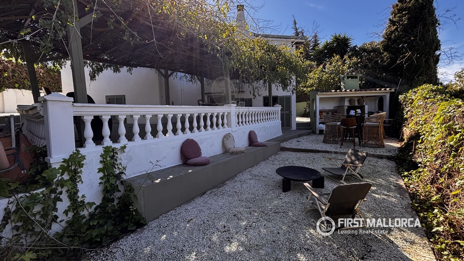 4 bedroom Villa for sale in Costa de la Calma with pool - € 1,300,000 (Ref: 9733957)