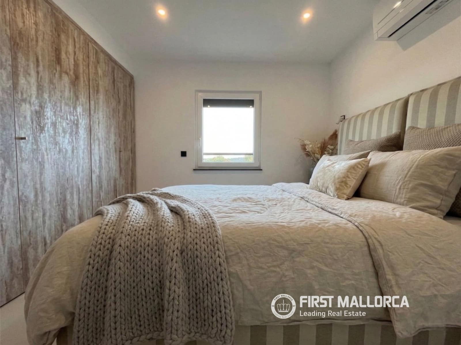 2 bedroom Penthouse for sale in El Toro / Port Adriano with garage - € 1,250,000 (Ref: 9733958)