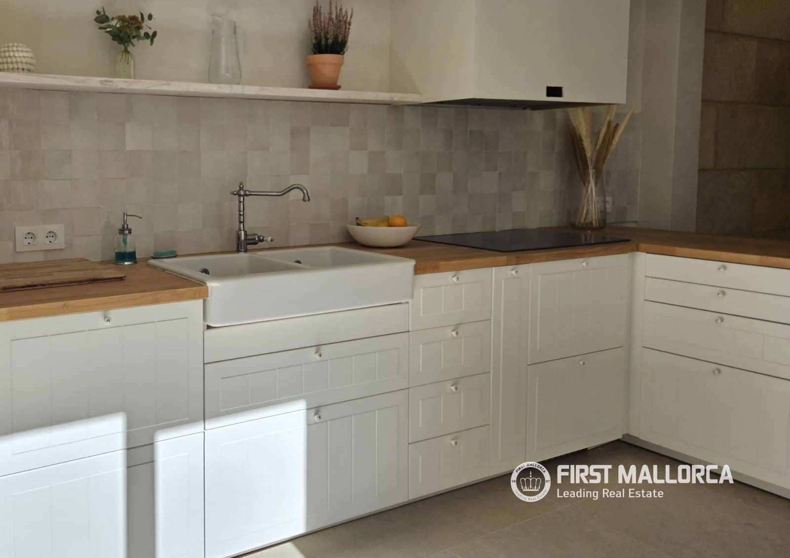 4 bedroom Villa for rent in Pollensa / Pollenca - € 10,000 (Ref: 9733959)