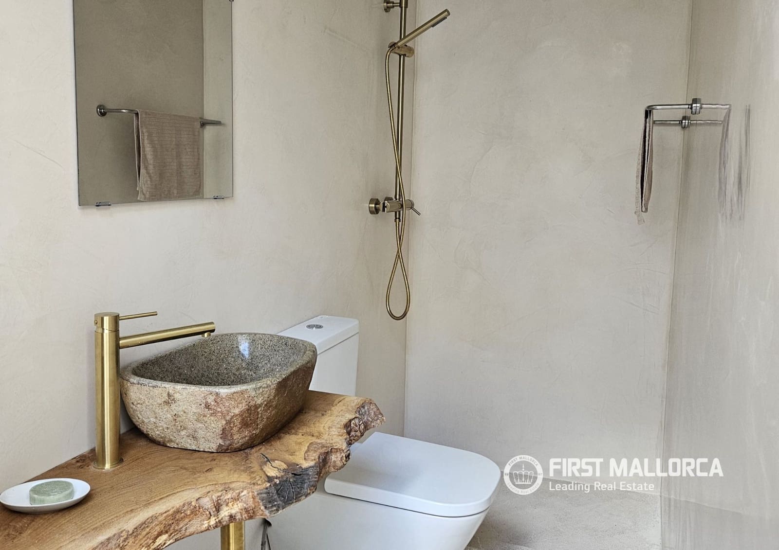 4 bedroom Villa for rent in Pollensa / Pollenca - € 10,000 (Ref: 9733959)