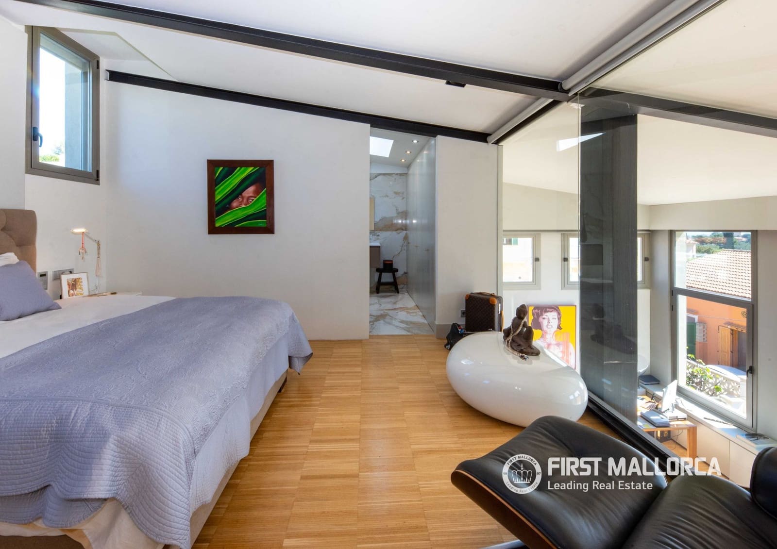 2 bedroom Apartment for sale in Genova with garage - € 1,800,000 (Ref: 9733960)