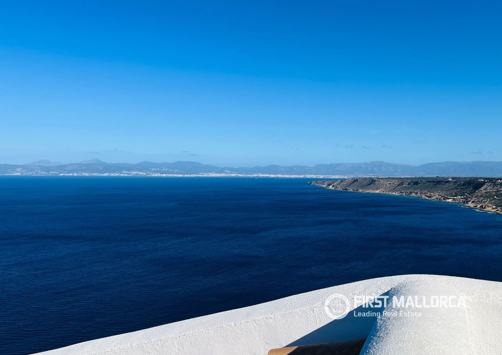 2 soveværelse Penthouse til salg i Badia Gran med garage - € 690.000 (Ref: 9737345)