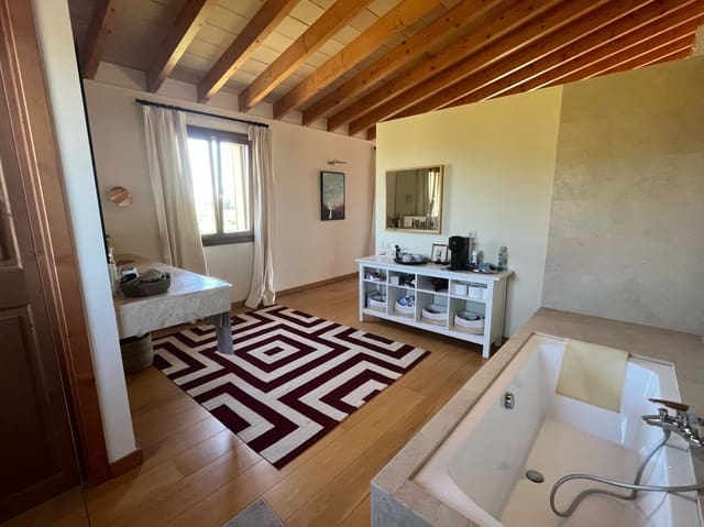 5 makuuhuone Maalaistalo vuokrattavana paikassa Lloret de Vista Alegre mukana uima-altaan - 19 000 € (Ref: 9737346)