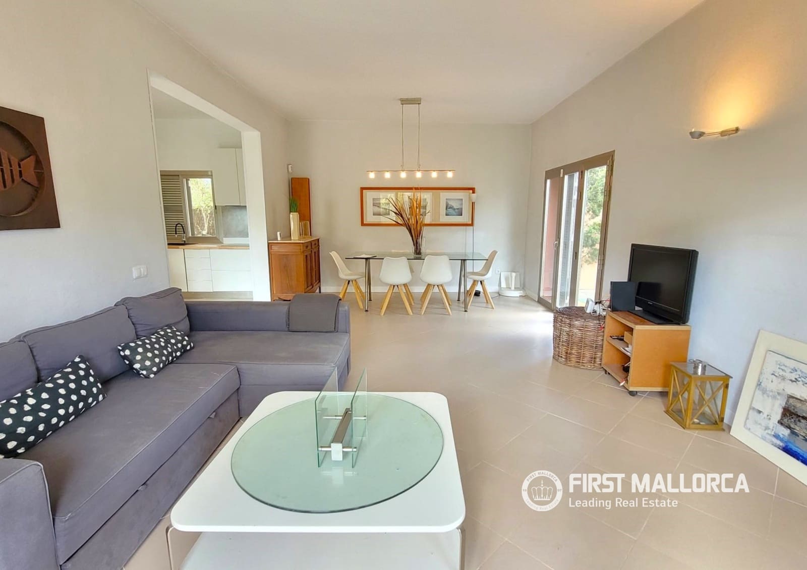 3 soveværelse Villa til leje i Llucmajor med swimmingpool - € 2.300 (Ref: 9750974)