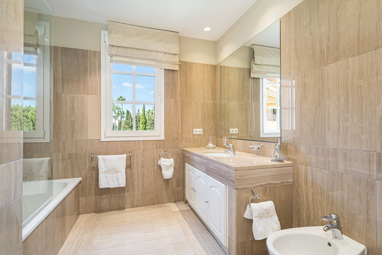 3 soveværelse Lejlighed til salg i Portals Nous med garage - € 5.200.000 (Ref: 9750975)