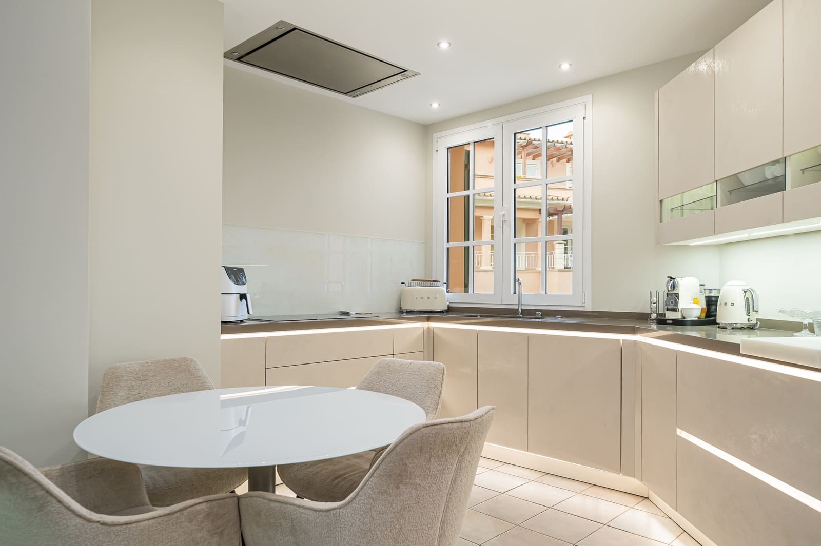 3 soveværelse Lejlighed til salg i Portals Nous med garage - € 5.200.000 (Ref: 9750975)