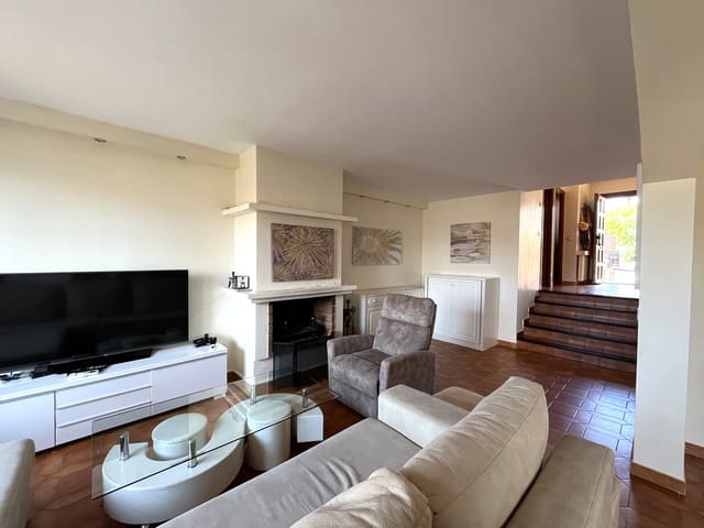 3 slaapkamer Halfvrijstaande villa te koop in Santa Ponsa, Calvià met garage - € 1.150.000 (Ref: 9750976)