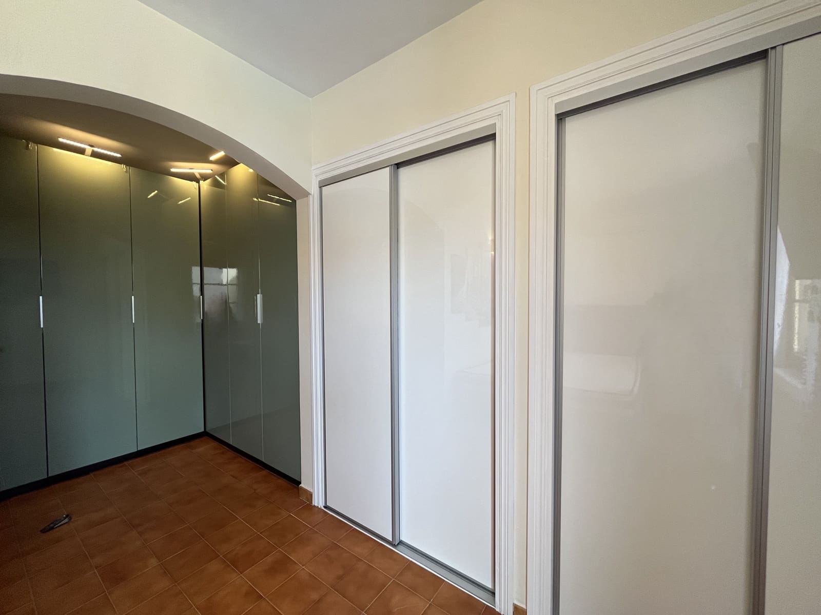 3 slaapkamer Halfvrijstaande villa te koop in Santa Ponsa met garage - € 1.150.000 (Ref: 9750976)