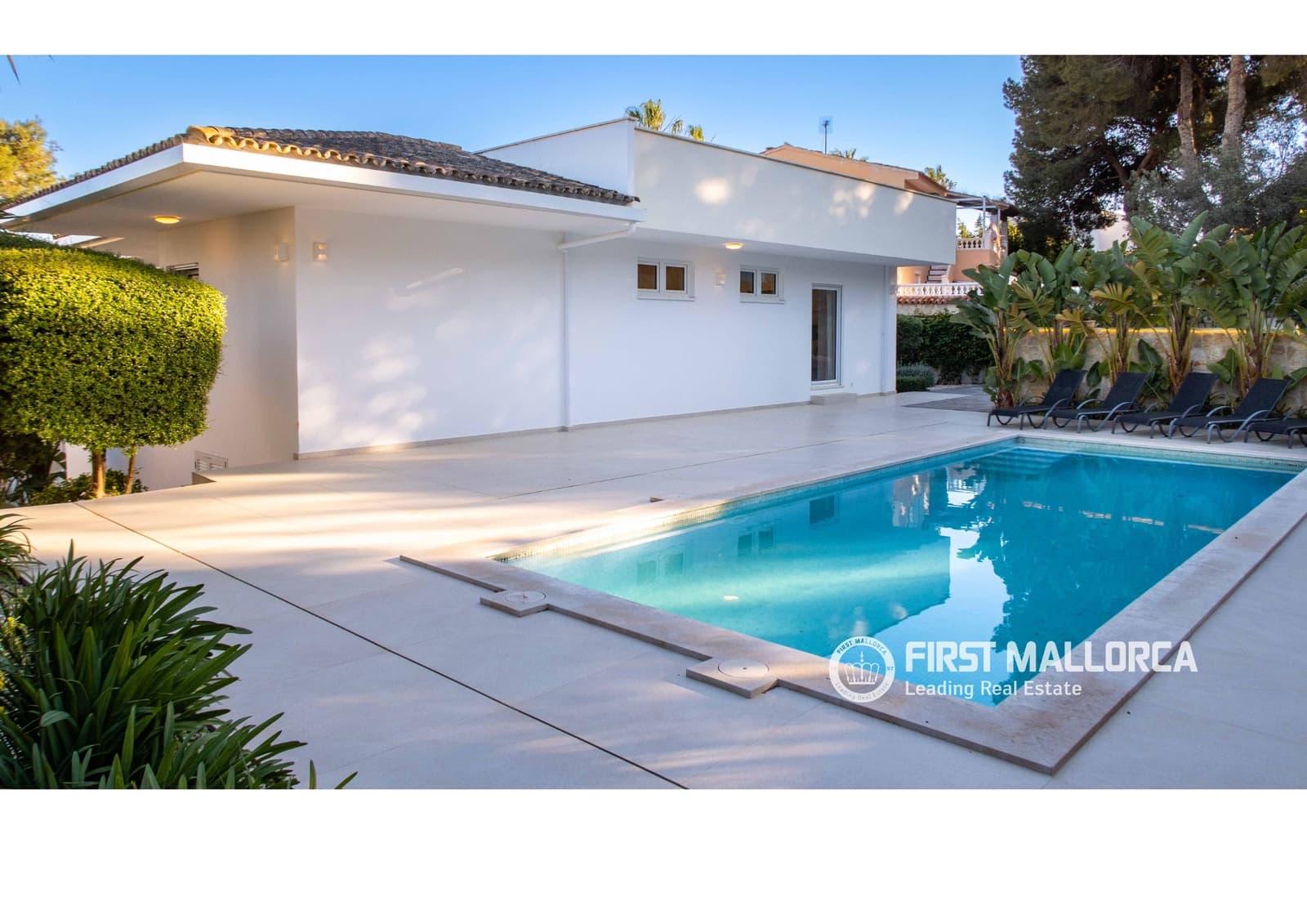 6 quarto Moradia para arrendar em Palmanova com piscina garagem - 9 950 € (Ref: 9750977)