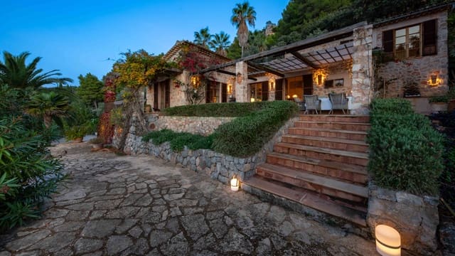 4 bedroom Finca/Country House for sale in Sóller with pool garage - € 5,700,000 (Ref: 9750978)