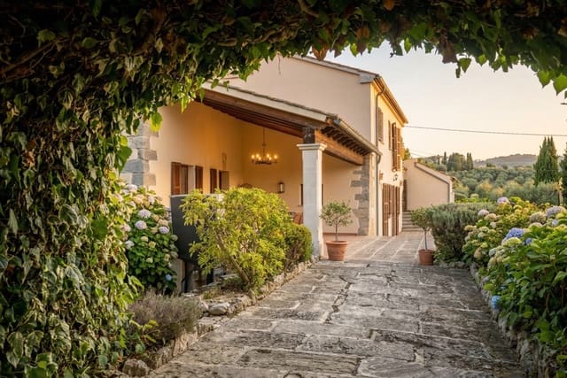 4 soveværelse Byhus til salg i Galilea, Puigpunyent med swimmingpool garage - € 1.295.000 (Ref: 9758111)