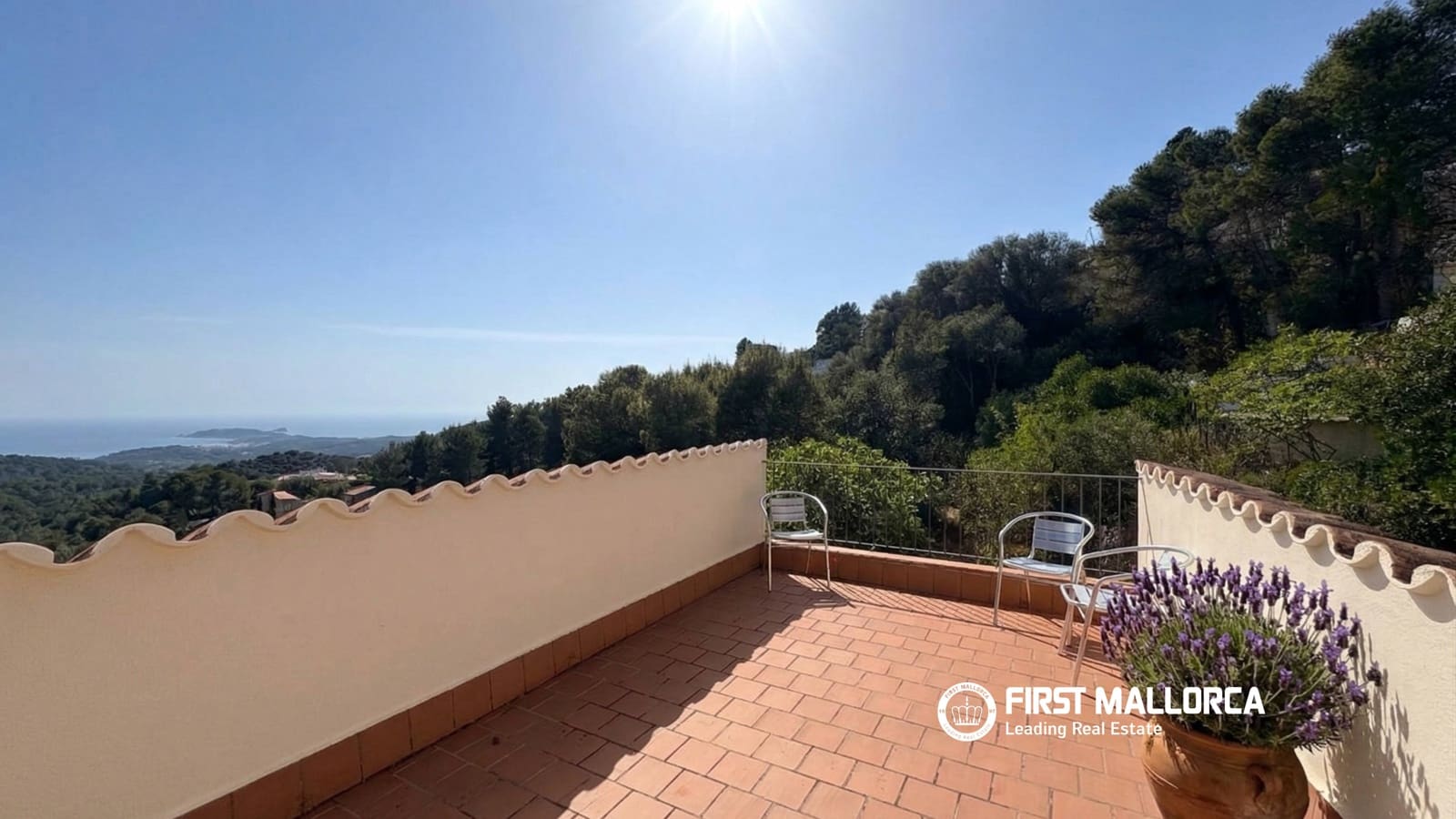 4 bedroom Townhouse for sale in Galilea with pool garage - € 1,295,000 (Ref: 9758111)