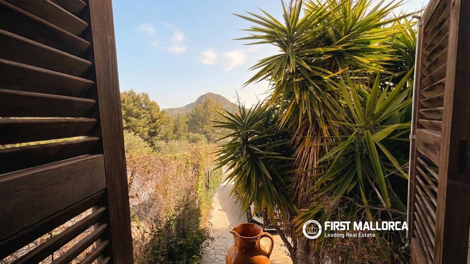 4 bedroom Townhouse for sale in Galilea with pool garage - € 1,295,000 (Ref: 9758111)