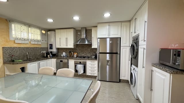 3 sypialnia Apartament do wynajęcia w Santa Ponsa, Calvià z garażem - 3 800 € (Ref: 9758114)