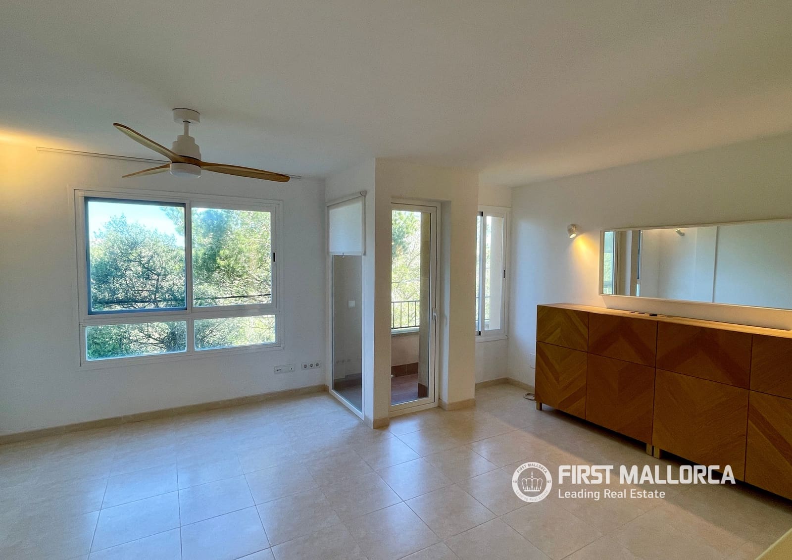 2 sypialnia Apartament do wynajęcia w Cala Llombards z garażem - 2 000 € (Ref: 9758115)