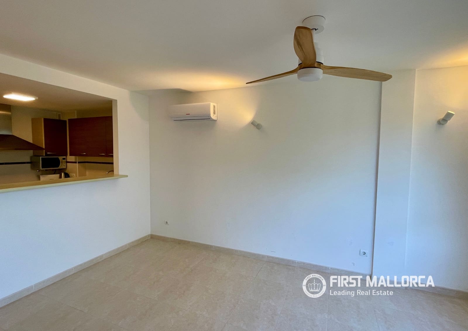 2 sypialnia Apartament do wynajęcia w Cala Llombards z garażem - 2 000 € (Ref: 9758115)