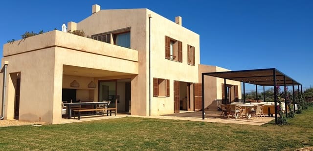 6 soveværelse Finca/Landehus til leje i Campos med swimmingpool garage - € 12.000 (Ref: 9770044)