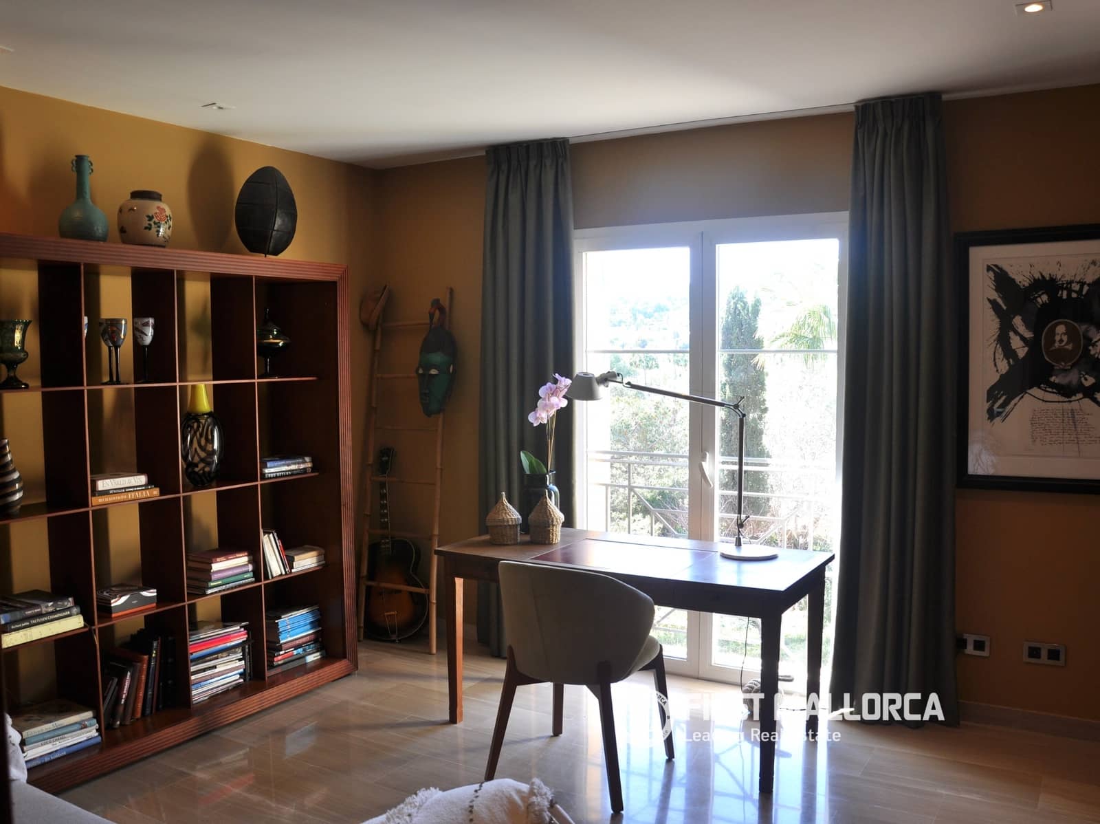 Penthouse de 2 chambres à louer à Bendinat avec piscine garage - 4 800 € (Ref: 9777223)