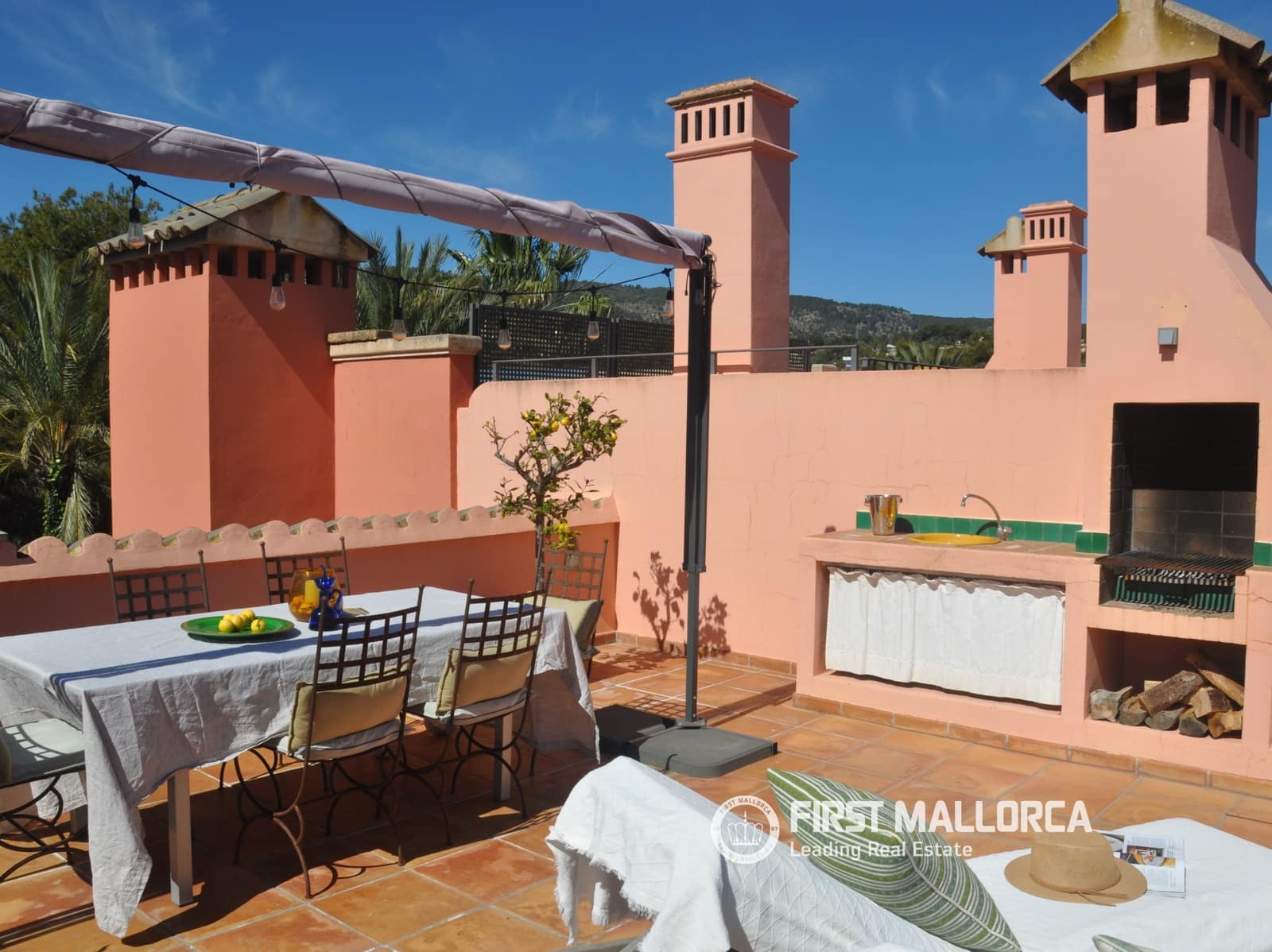 Penthouse de 2 chambres à louer à Bendinat avec piscine garage - 4 800 € (Ref: 9777223)