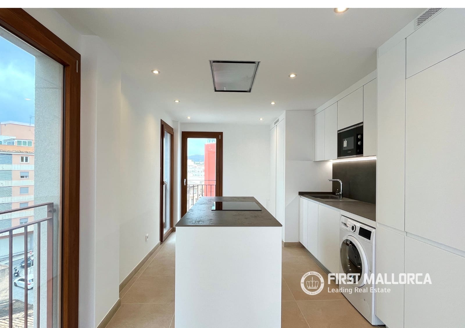 2 makuuhuone Kattohuoneisto vuokrattavana paikassa Palma de Mallorca - 2 300 € (Ref: 9779940)