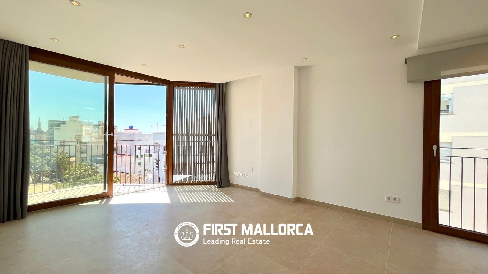 2 makuuhuone Kattohuoneisto vuokrattavana paikassa Palma de Mallorca - 2 300 € (Ref: 9779940)