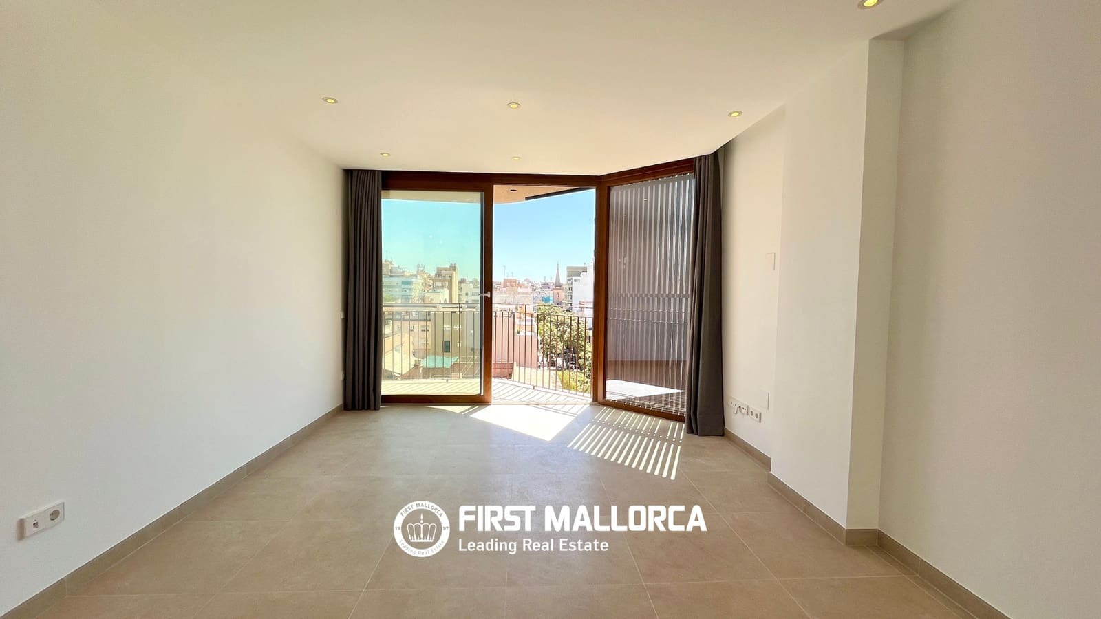 2 makuuhuone Kattohuoneisto vuokrattavana paikassa Palma de Mallorca - 2 300 € (Ref: 9779940)