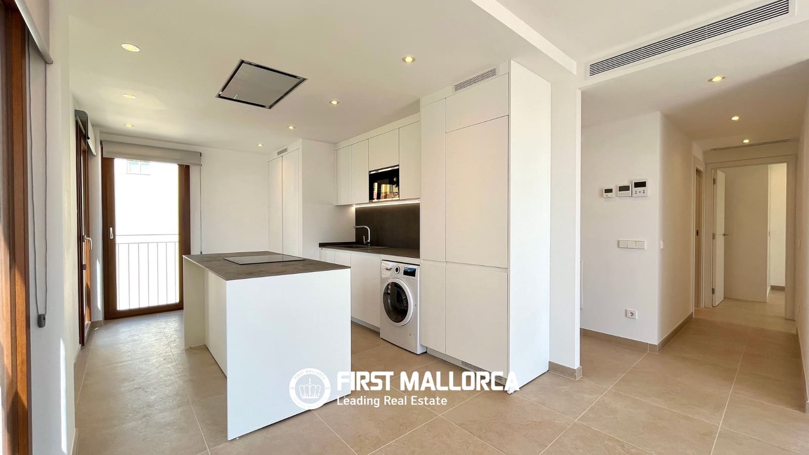 2 makuuhuone Kattohuoneisto vuokrattavana paikassa Palma de Mallorca - 2 300 € (Ref: 9779940)