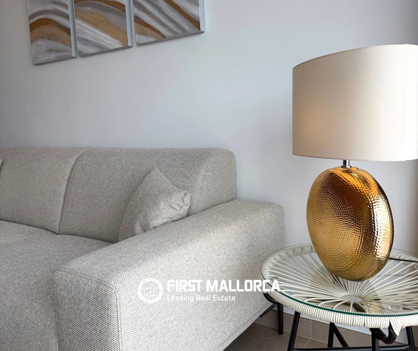 2 bedroom Penthouse for rent in Palma de Mallorca - € 2,300 (Ref: 9779940)