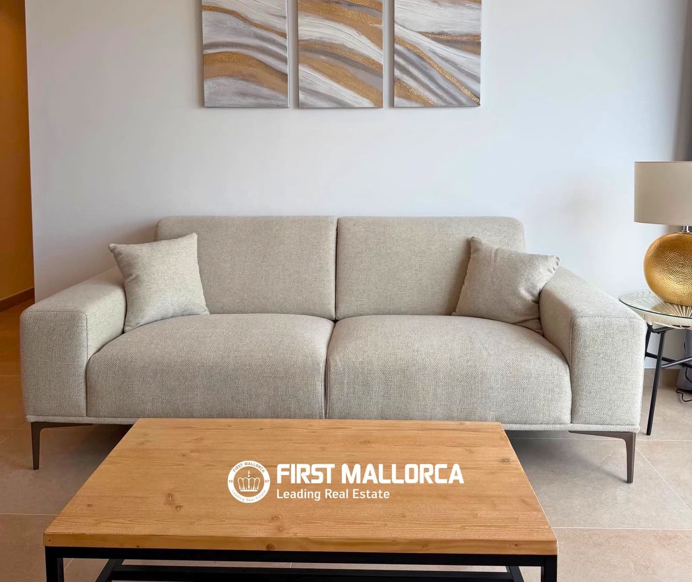 2 bedroom Penthouse for rent in Palma de Mallorca - € 2,300 (Ref: 9779940)