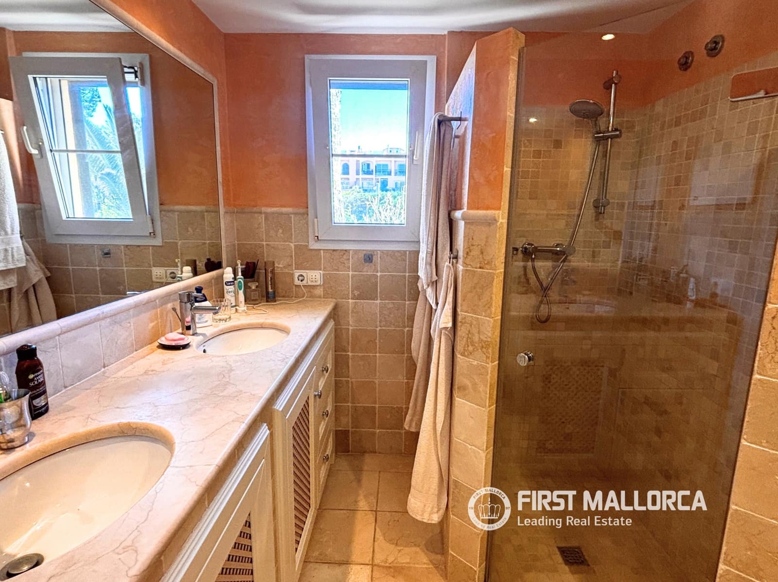 2 soveværelse Lejlighed til salg i El Toro / Port Adriano med garage - € 1.195.000 (Ref: 9782395)