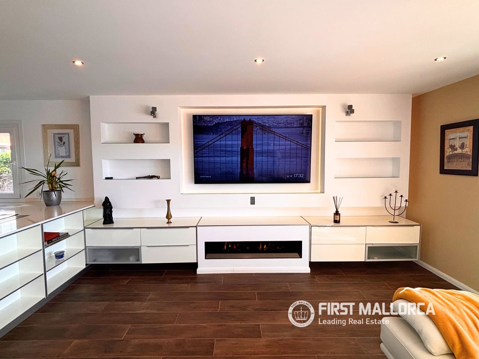 2 soveværelse Lejlighed til salg i El Toro / Port Adriano med garage - € 1.195.000 (Ref: 9782395)