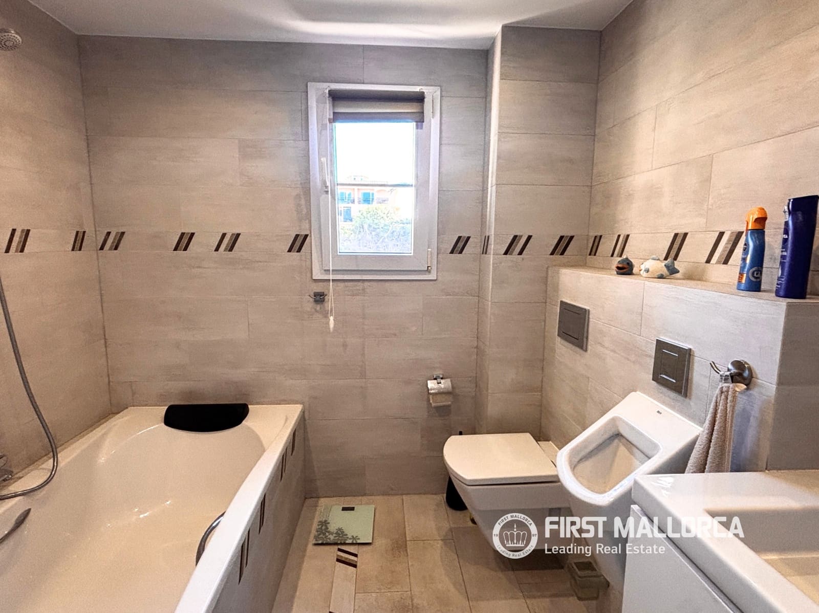 2 soveværelse Lejlighed til salg i El Toro / Port Adriano med garage - € 1.195.000 (Ref: 9782395)