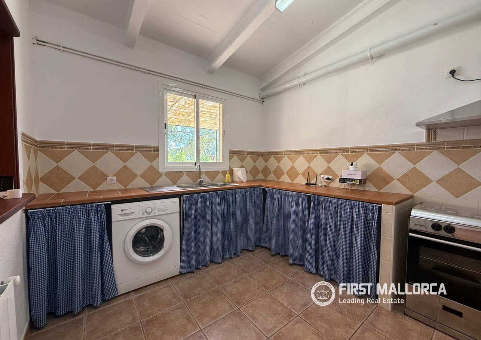 3 soveværelse Finca/Landehus til leje i Alaro med garage - € 2.500 (Ref: 9782396)