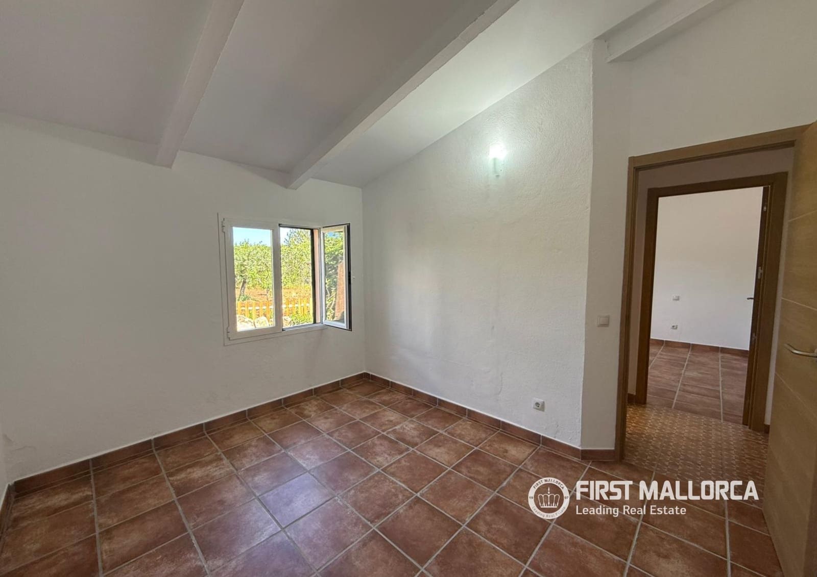 3 soveværelse Finca/Landehus til leje i Alaro med garage - € 2.500 (Ref: 9782396)